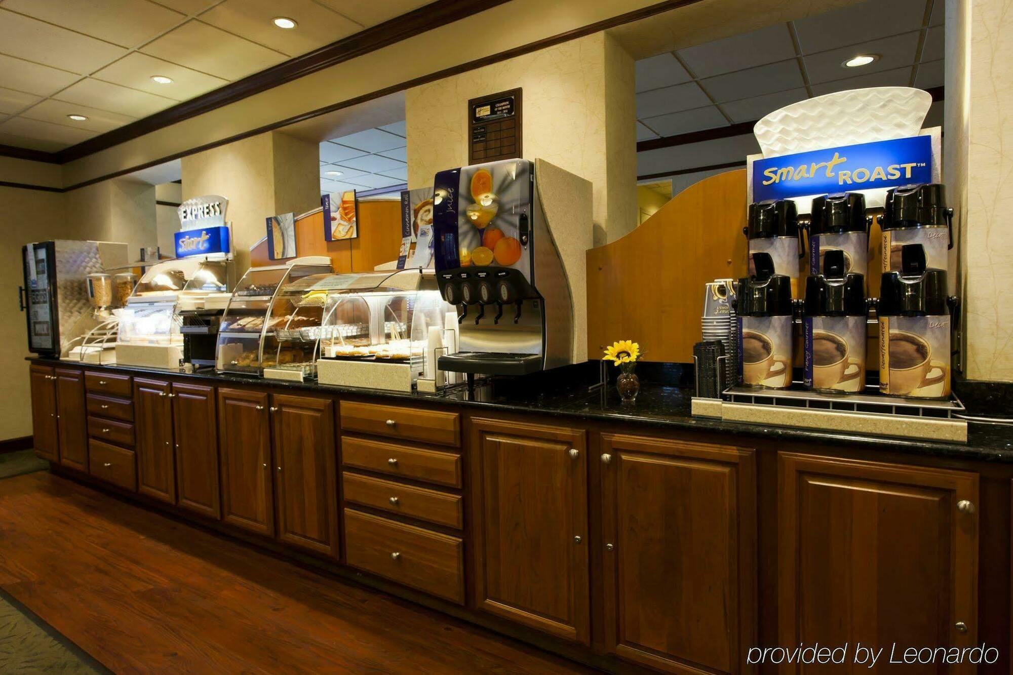Holiday Inn Express Exton - Great Valley By Ihg Restaurant photo